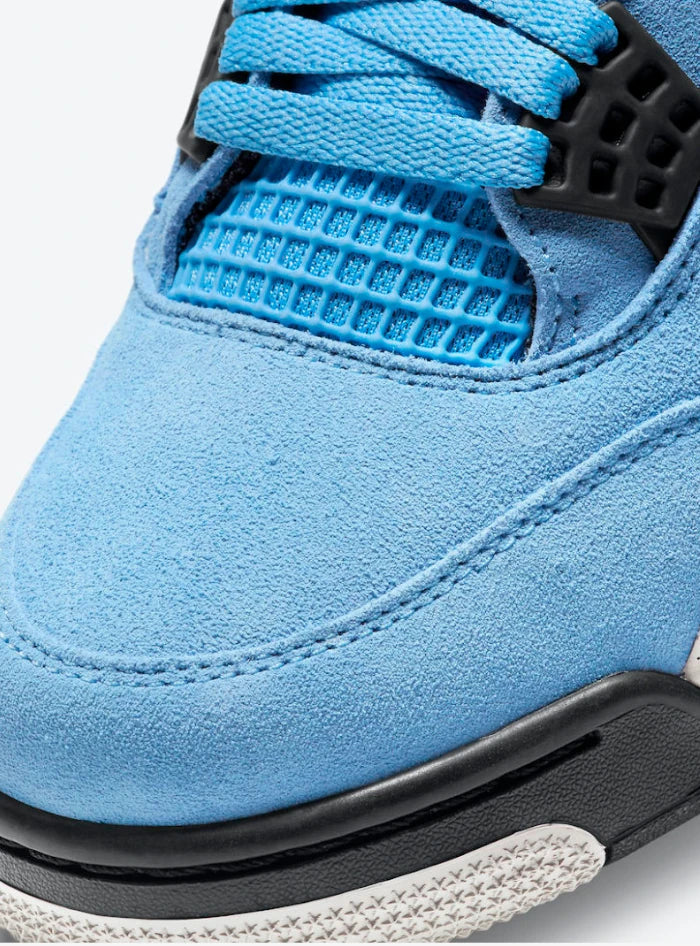 Air Jordan 4 Retro UNC