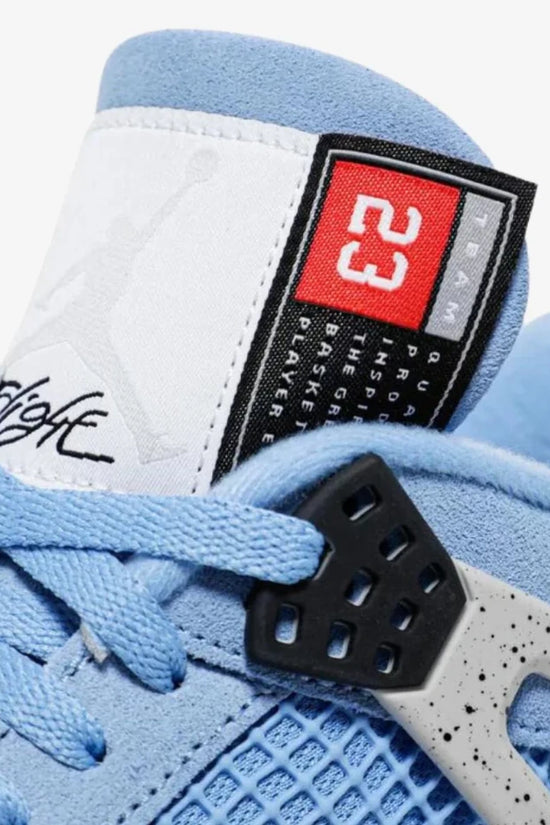 Air Jordan 4 Retro UNC