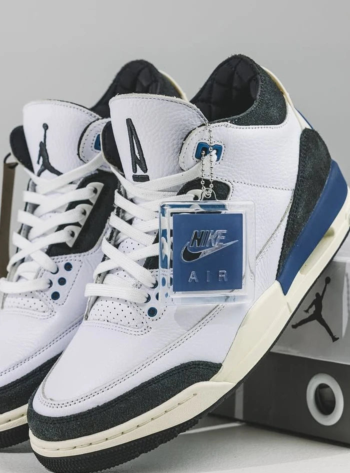 Air Jordan 3 Retro OG SP A Ma Maniére Diffused Blue MoleResell