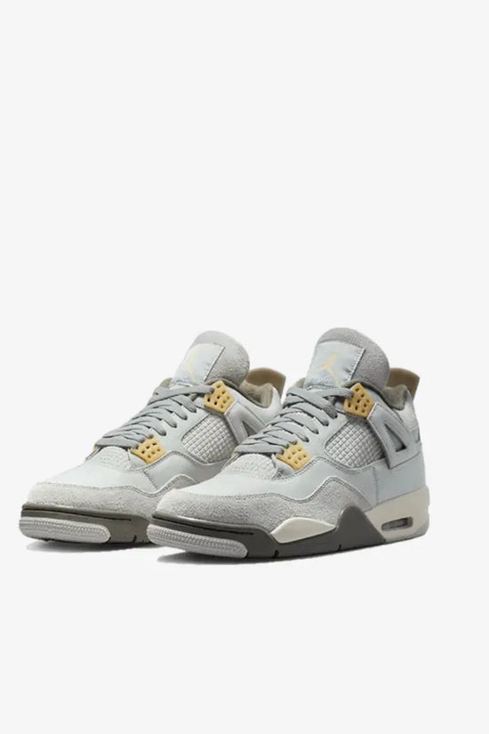 Air Jordan 4 Retro SE Craft Photon Dust