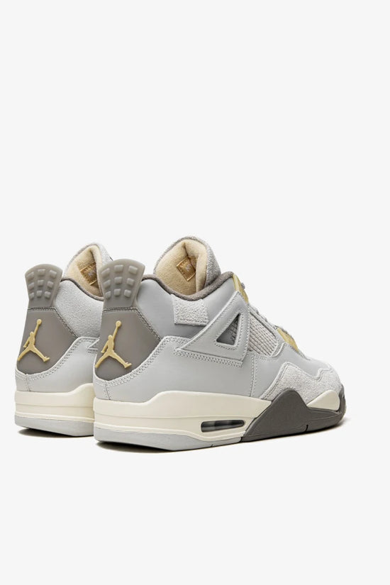 Air Jordan 4 Retro SE Craft Photon Dust