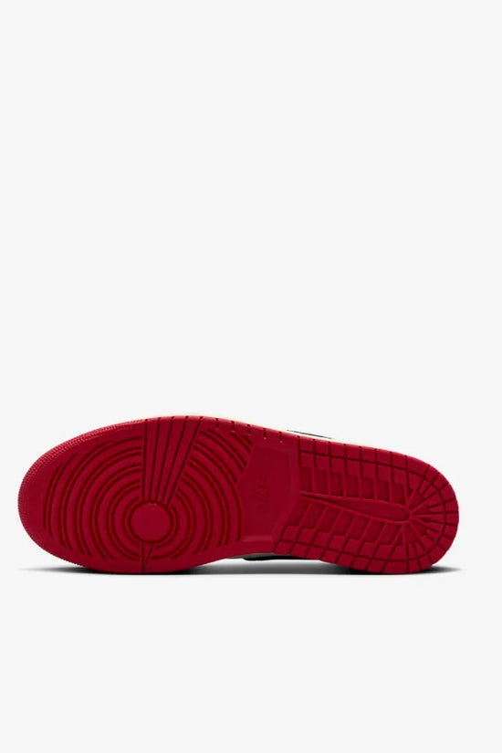 air jordan 1 low og  trophy room