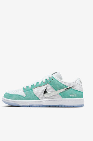 Nike SB Dunk Low April Skateboards