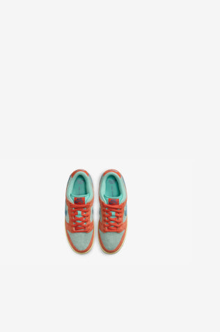 Nike SB Dunk Low Orange and Emerald Rise