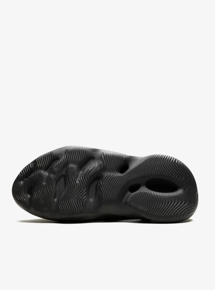 Adidas Yeezy Foam RNR Carbon