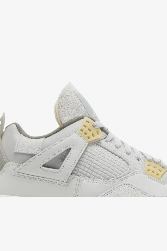 Air Jordan 4 Retro SE Craft Photon Dust