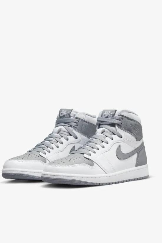 Air Jordan 1 Retro High OG Stealth