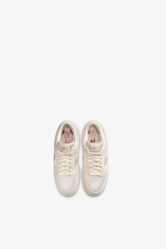 Nike SB Dunk Low COCONUT MILK/LIGHT