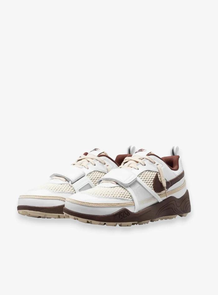 Travis Scott Nike Zoom Field Jaxx Cioccolato Chiaro 