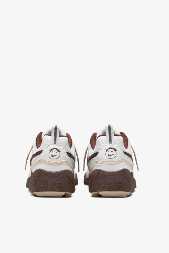 Travis Scott Nike Zoom Field Jaxx Cioccolato Chiaro 