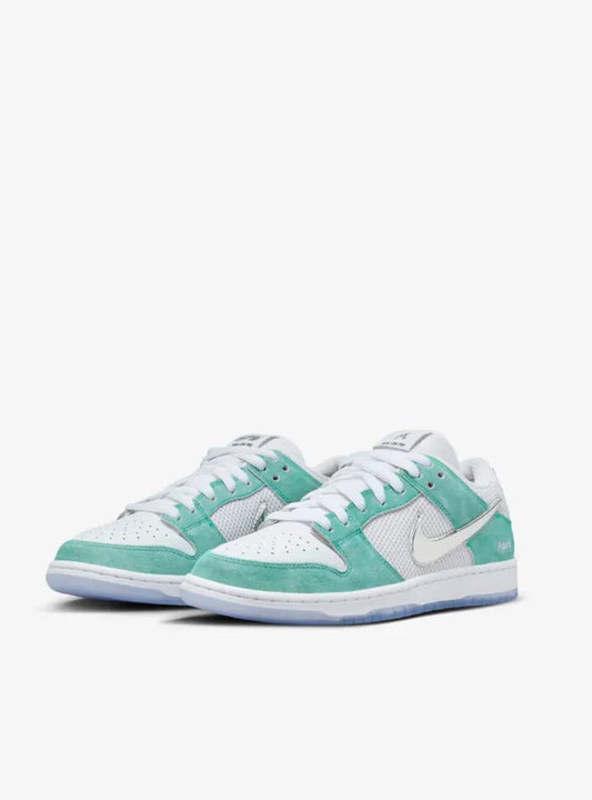 Nike SB Dunk Low April Skateboards