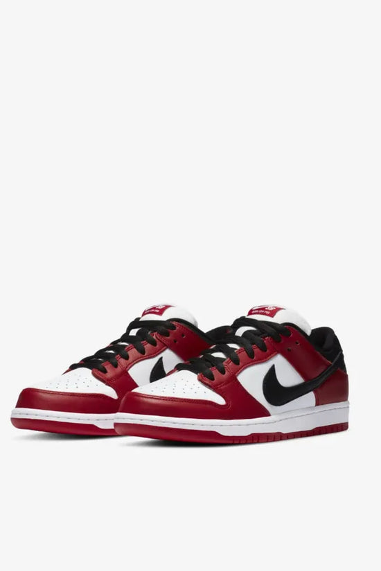 Nike SB Dunk Low Chicago