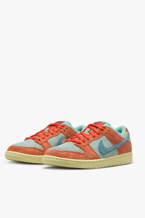 Nike SB Dunk Low Orange and Emerald Rise