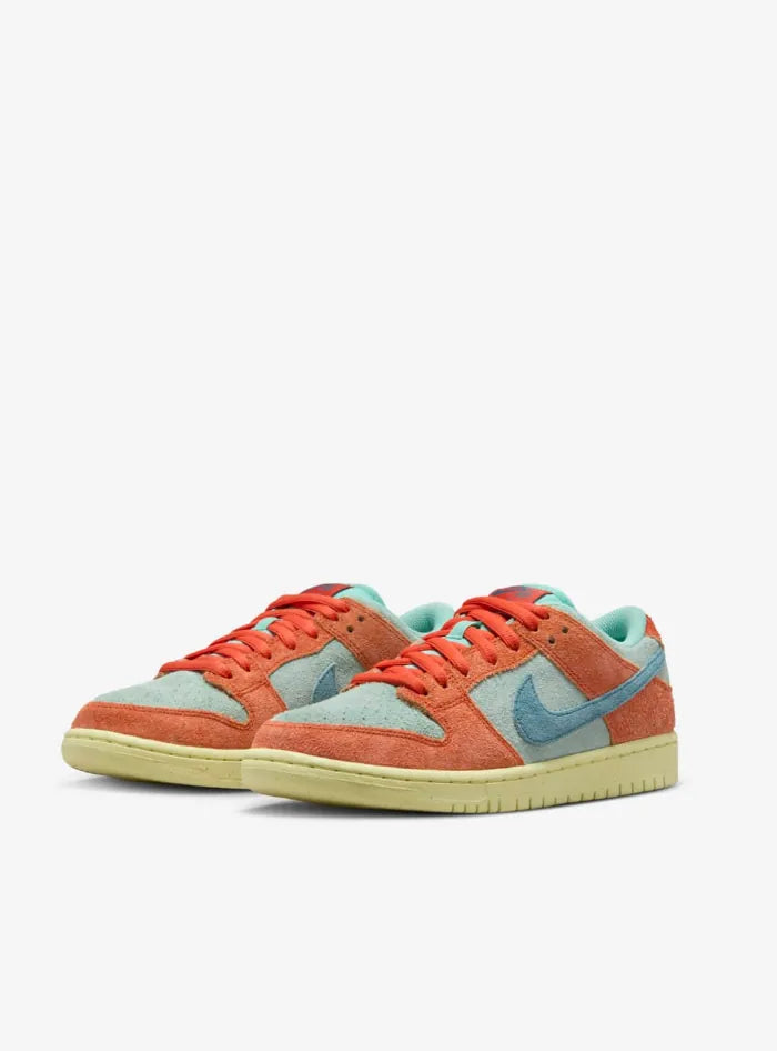 Nike SB Dunk Low Orange and Emerald Rise