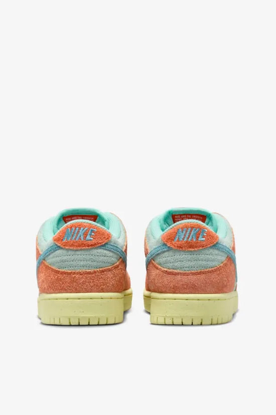 Nike SB Dunk Low Orange and Emerald Rise