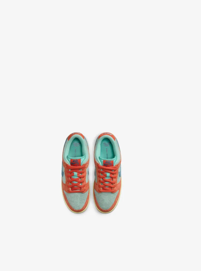 Nike SB Dunk Low Orange and Emerald Rise